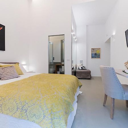 A Misura Duomo Rooms & Apartment - Ls Accommodations ナポリ エクステリア 写真