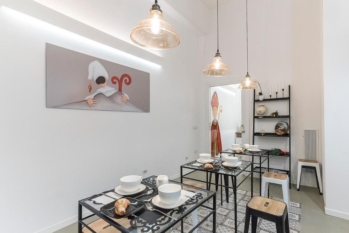 A Misura Duomo Rooms & Apartment - Ls Accommodations ナポリ エクステリア 写真