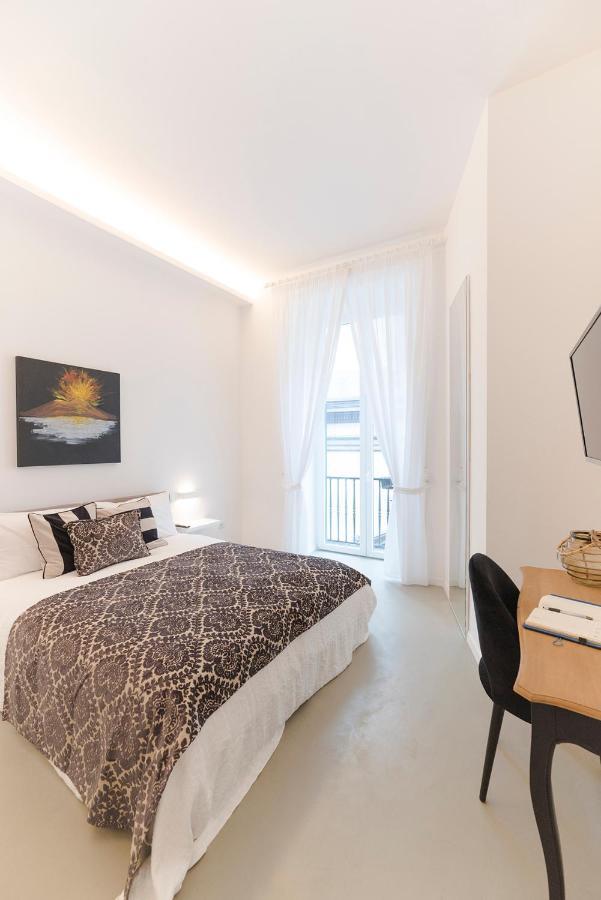 A Misura Duomo Rooms & Apartment - Ls Accommodations ナポリ エクステリア 写真