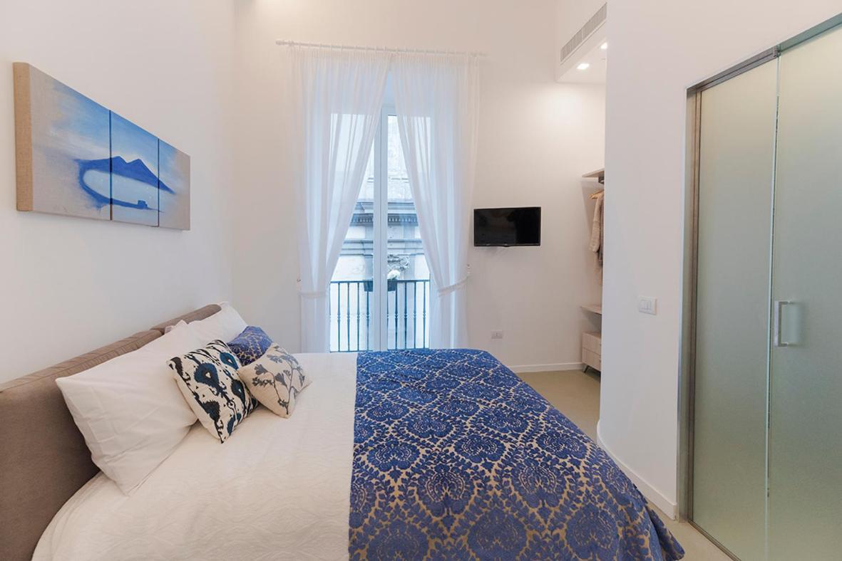 A Misura Duomo Rooms & Apartment - Ls Accommodations ナポリ エクステリア 写真