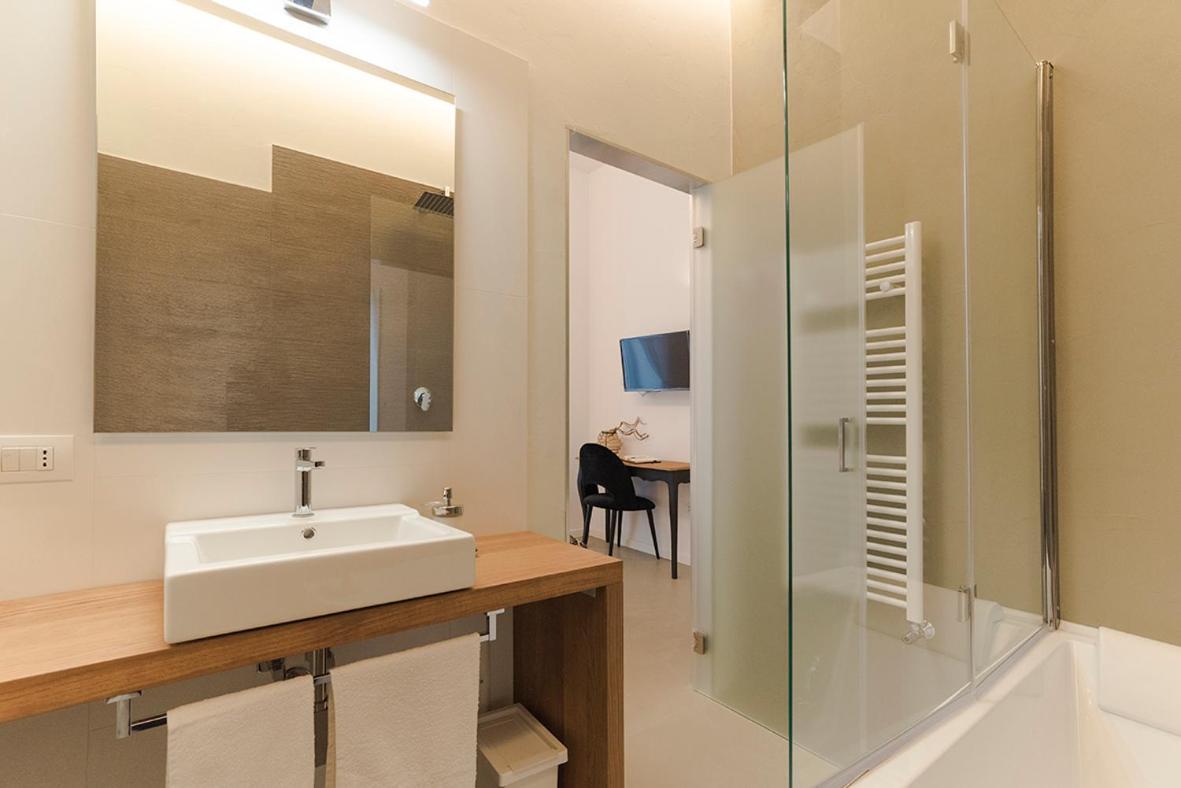 A Misura Duomo Rooms & Apartment - Ls Accommodations ナポリ エクステリア 写真