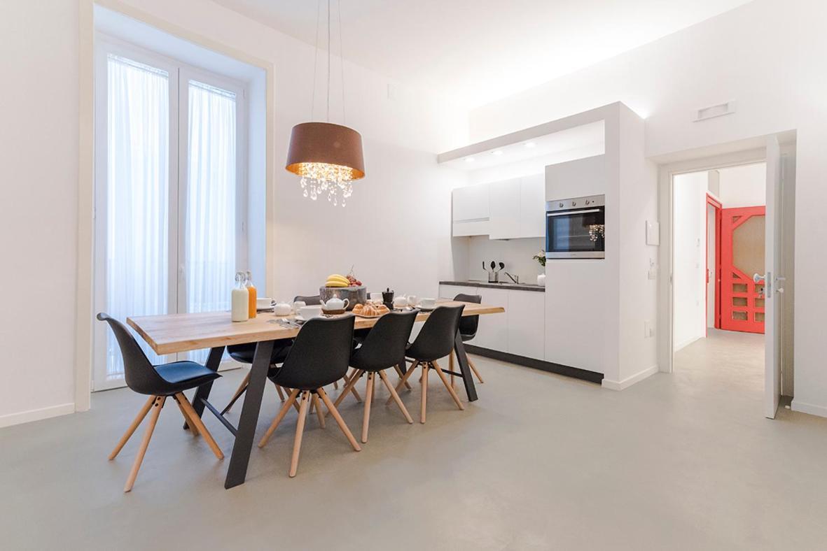 A Misura Duomo Rooms & Apartment - Ls Accommodations ナポリ エクステリア 写真