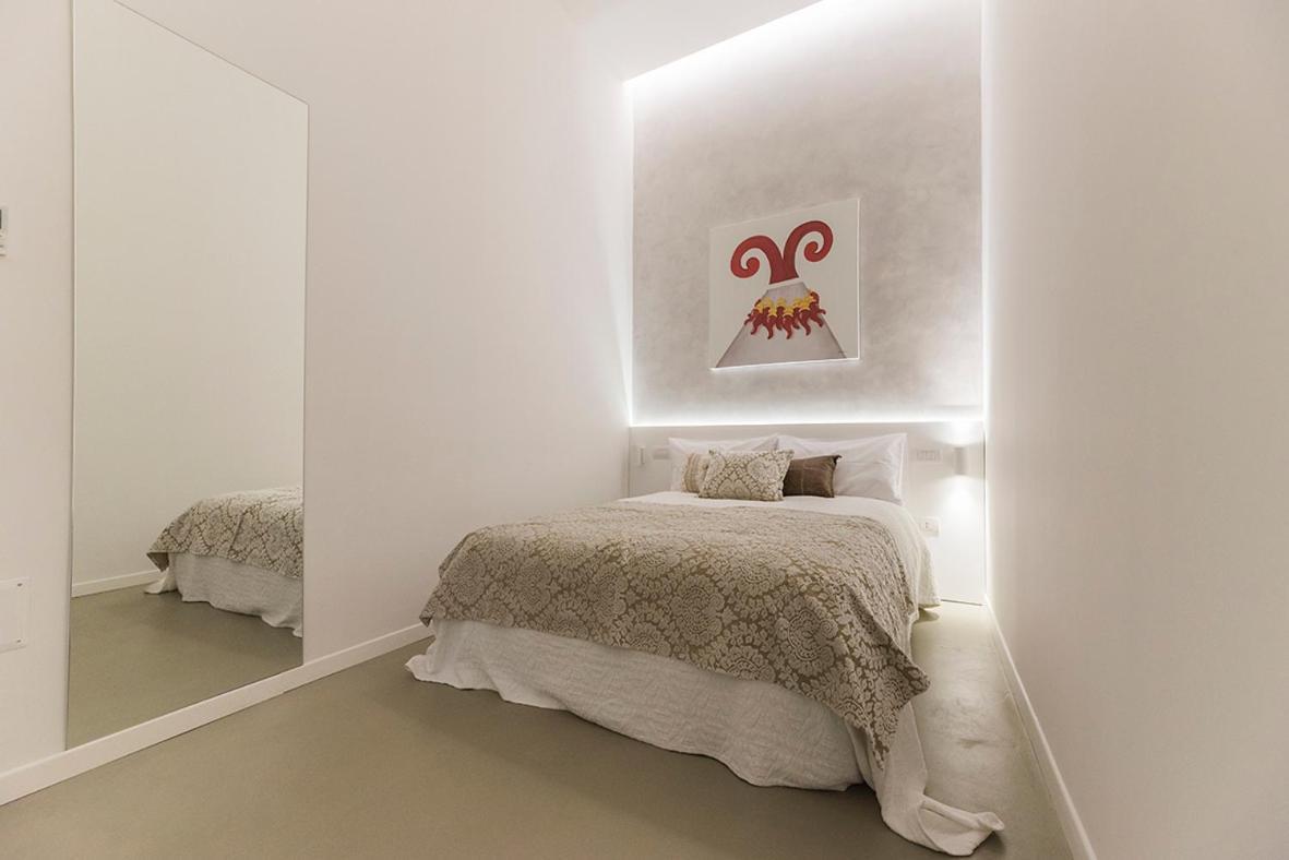 A Misura Duomo Rooms & Apartment - Ls Accommodations ナポリ エクステリア 写真