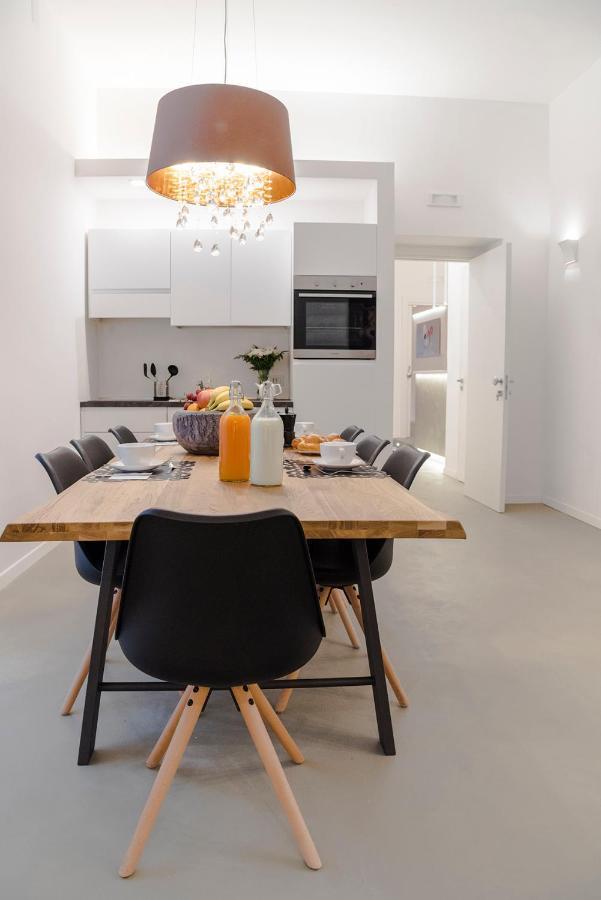 A Misura Duomo Rooms & Apartment - Ls Accommodations ナポリ エクステリア 写真