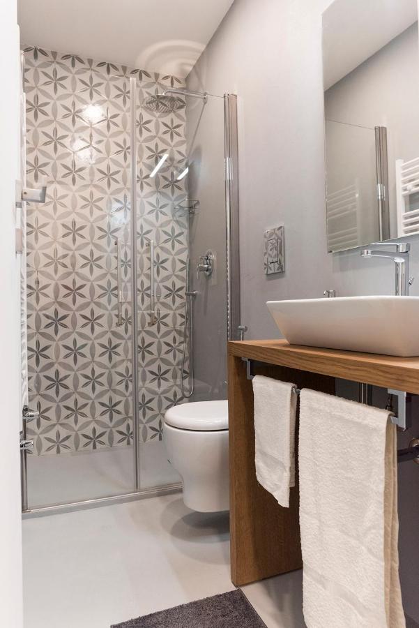 A Misura Duomo Rooms & Apartment - Ls Accommodations ナポリ エクステリア 写真